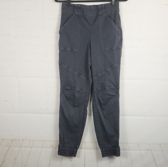Spanx Stretch Twill Cargo Jogger Pants in Washed Black/Gray Medium (6-8) - Picture 2 of 11
